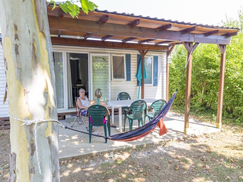 Camping Sites Et Paysages Les Pres Hauts Sisteron Buitenkant foto