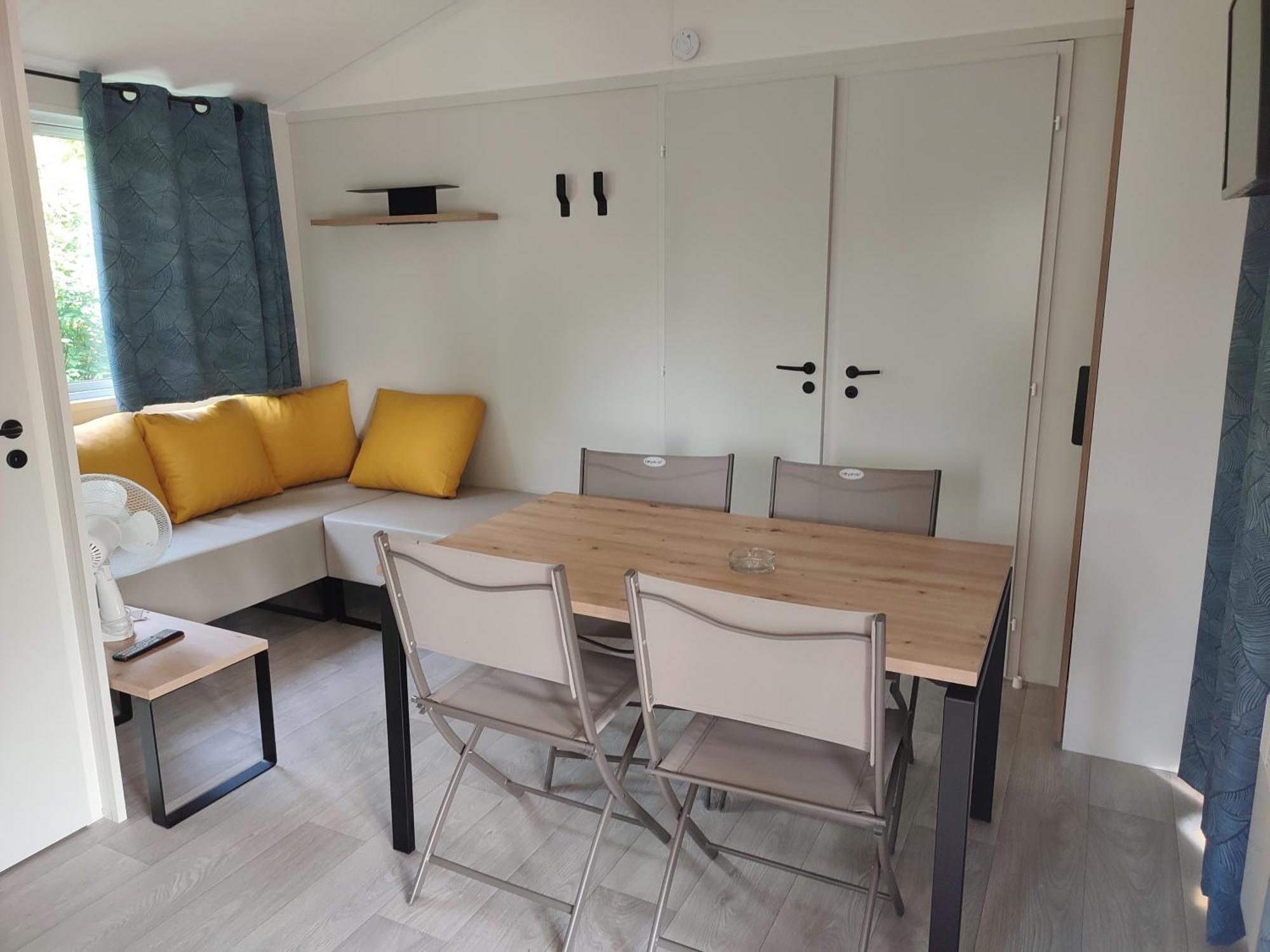 Camping Sites Et Paysages Les Pres Hauts Sisteron Buitenkant foto